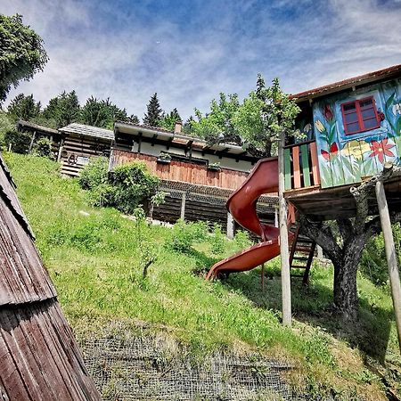Glamping Mm Hotel Muta Exterior photo