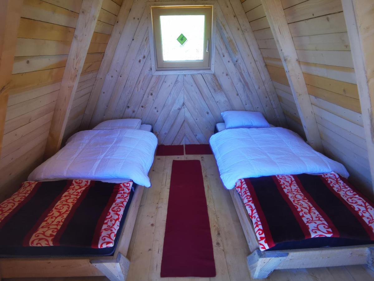 Glamping Mm Hotel Muta Exterior photo