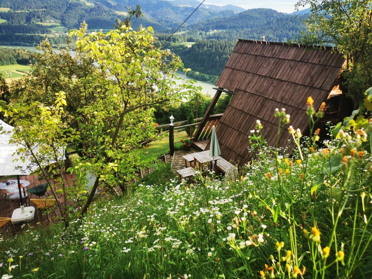 Glamping Mm Hotel Muta Exterior photo